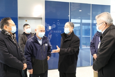 2022年1月13日，浙江省委常委、政法委書記王昌榮走訪海寧天通泛半導體產(chǎn)業(yè)園